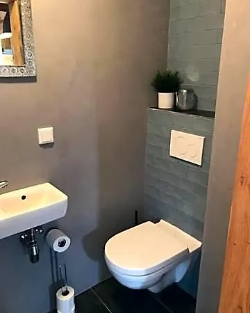 بيت ريفي Veluwse Bossuite أوتيرلو